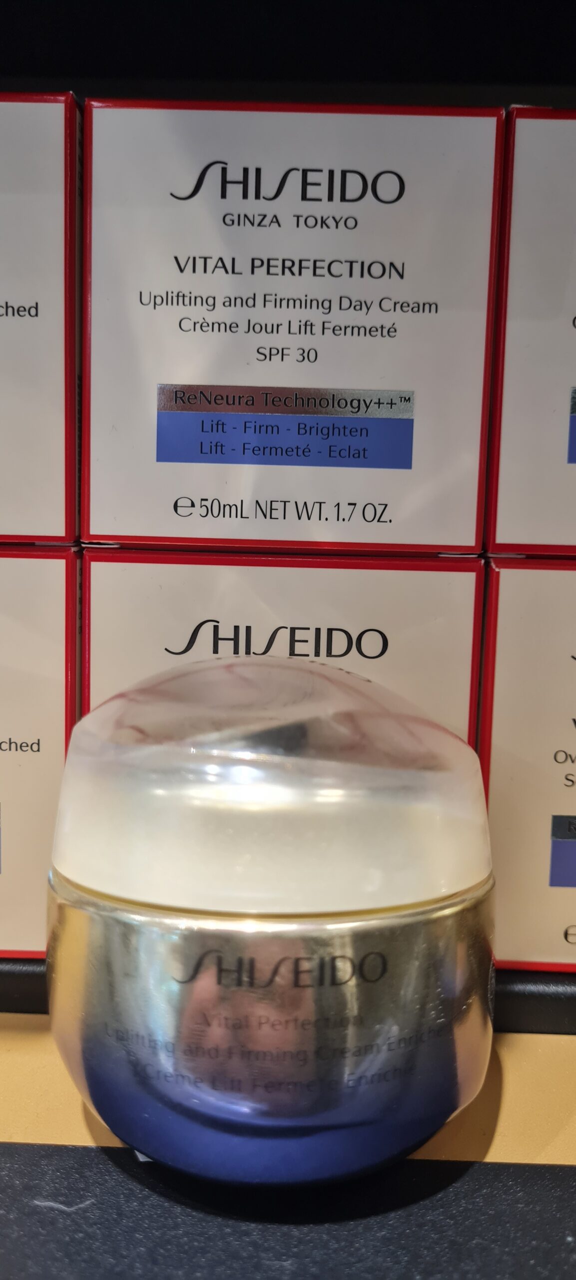 Shiseido vital perfection dagkräm