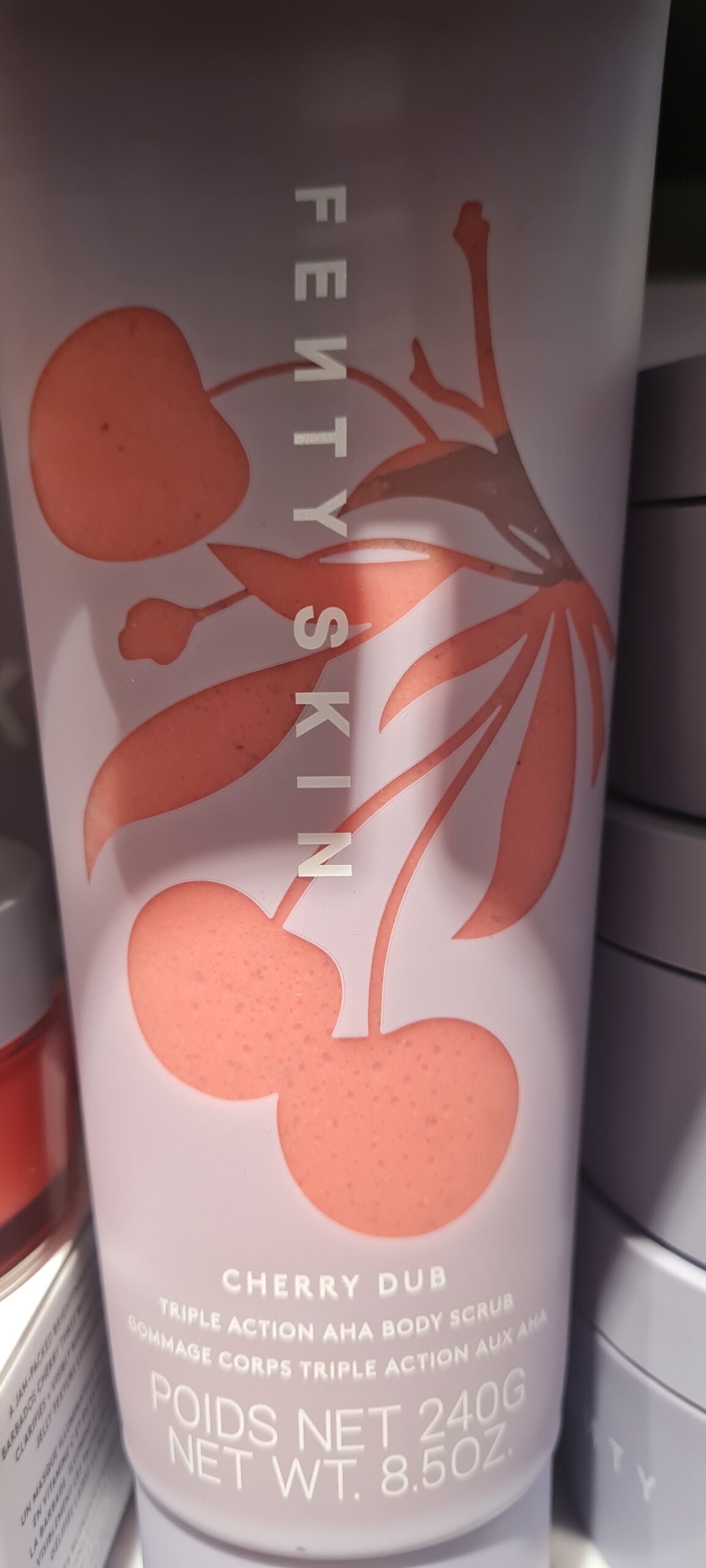 Fenty skin cherry dub aha body scrub för fin hy